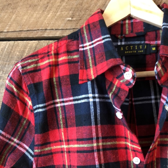 Plaid Button-Down Flannel Women’s Top - Picture 5 of 9
